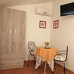 8380 Terme Bed & Breakfast