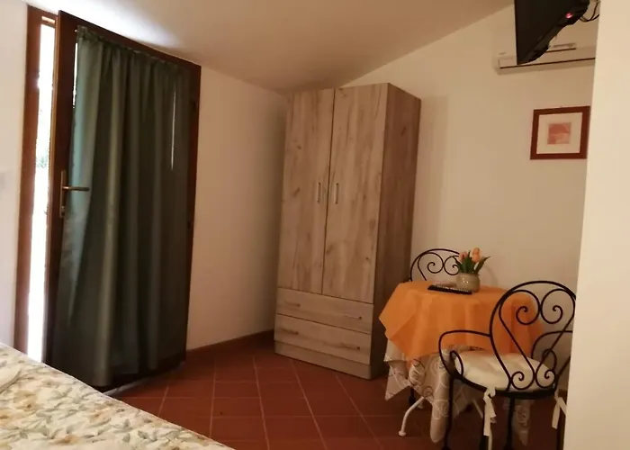 فندق مبيت وإفطار 8380 Terme 3*
